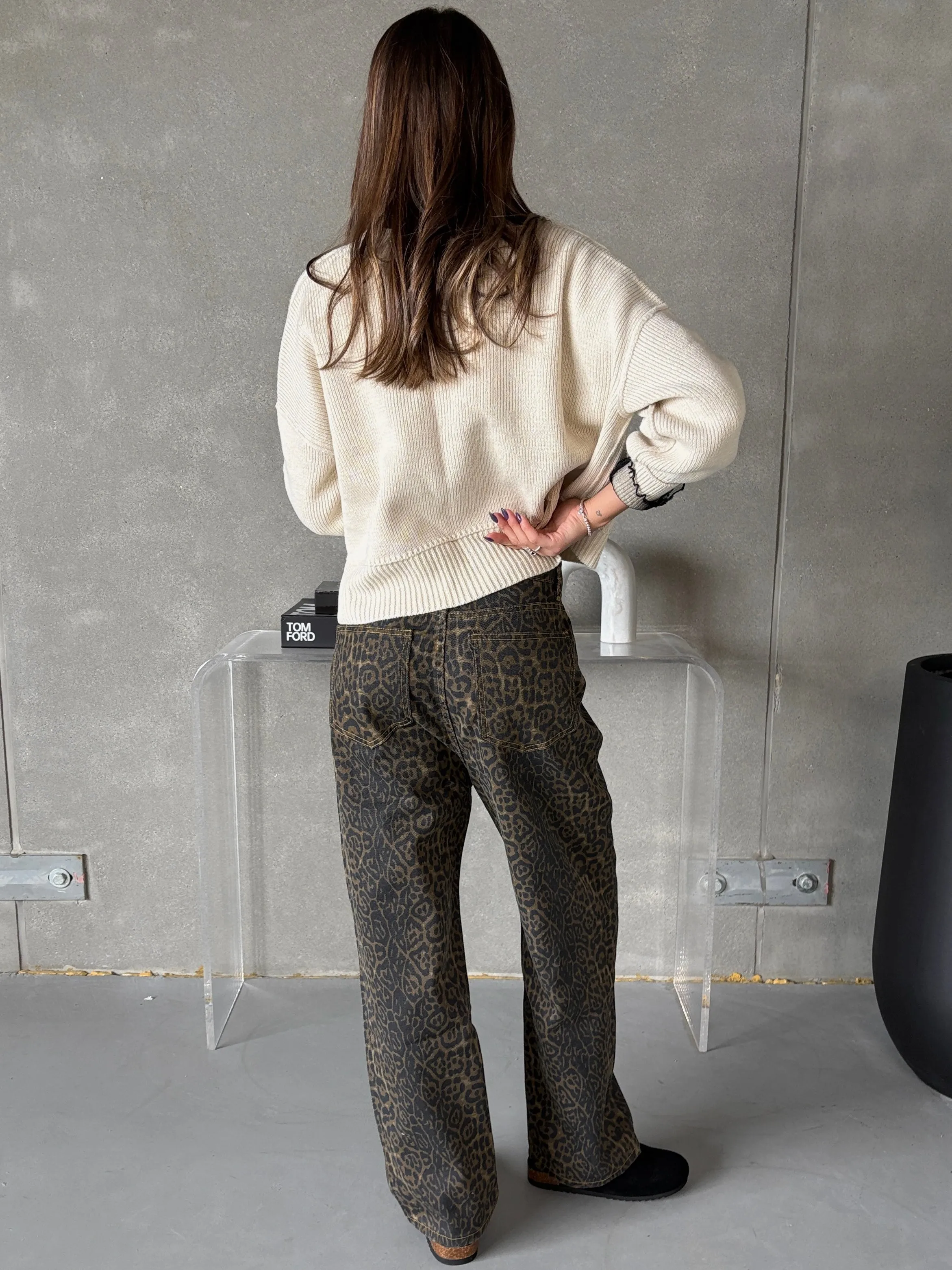 27 Wide Leg Leopard Print Pant