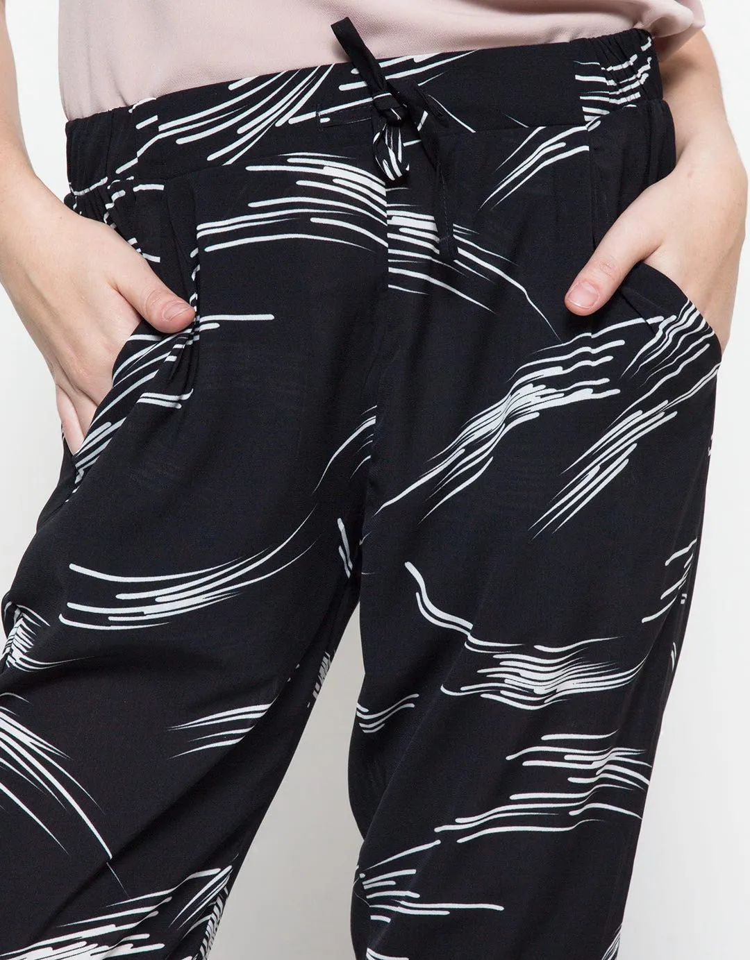 Bodytalk Jolie Relaxed Pants Wanita