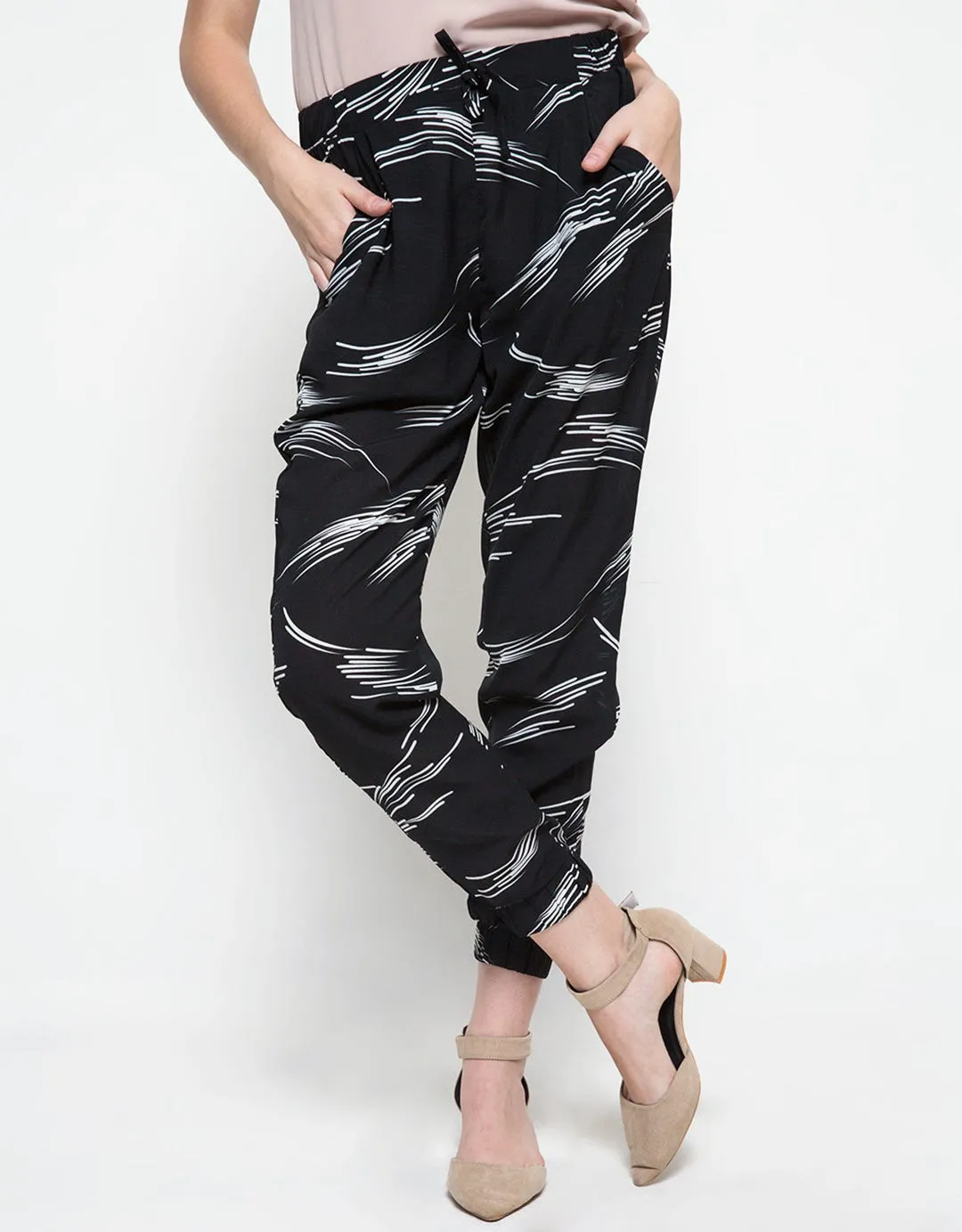 Bodytalk Jolie Relaxed Pants Wanita