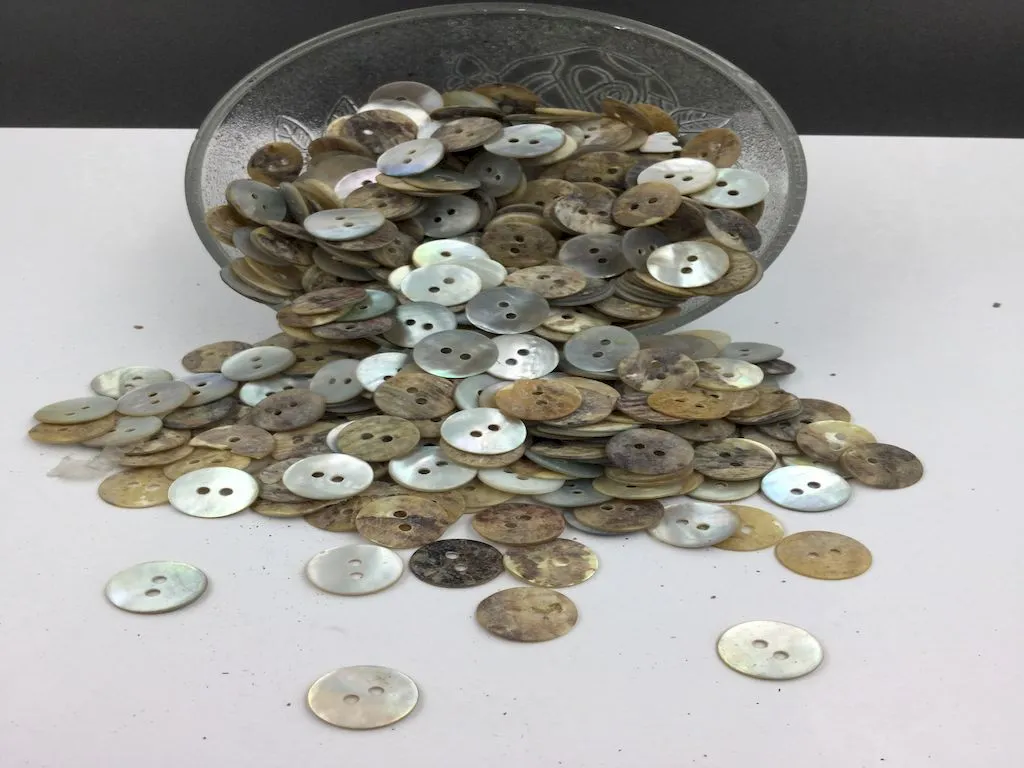 White Circular 2 Hole Mother of Pearl Shell Buttons