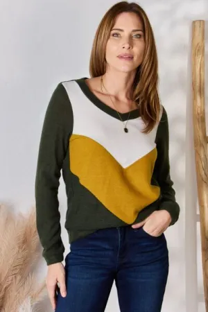 Women's Hailey & Co Full Size Colorblock V-Neck Blouse