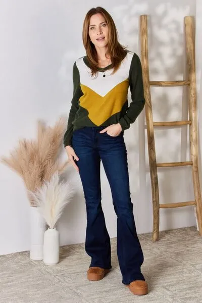 Women's Hailey & Co Full Size Colorblock V-Neck Blouse